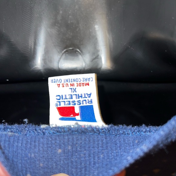 2/$30 Vintage Russell Athletic TN Navy Cropped Raw Hem Long Sleeve Pullover XL - Picture 10 of 12